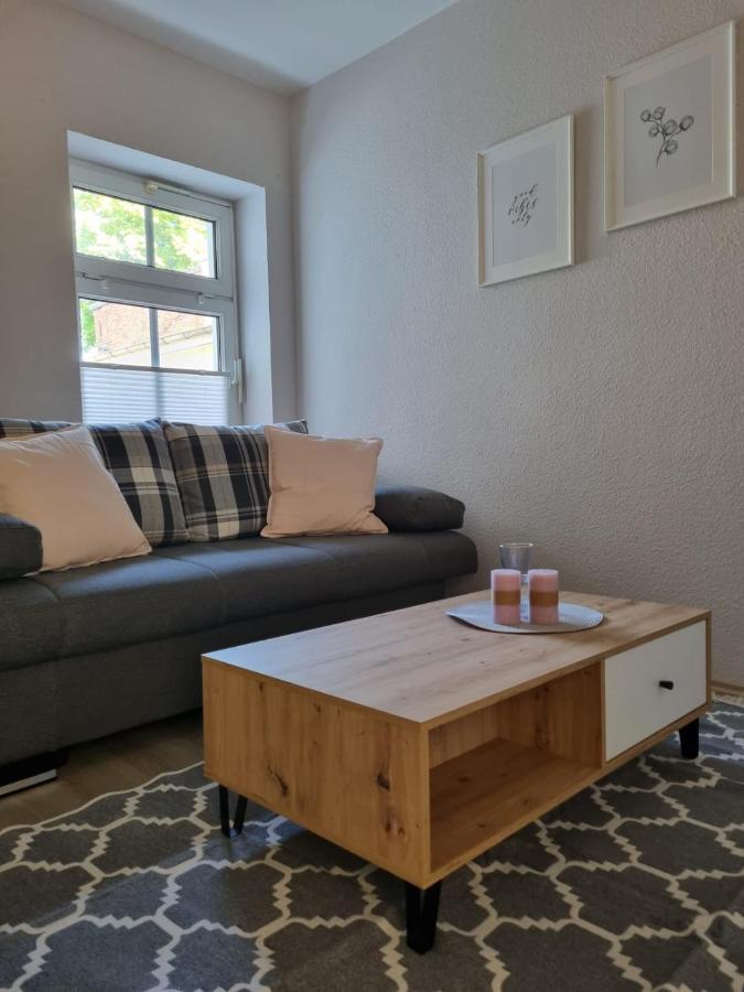 Modern Eingerichtet-Stadtnah-Ferienwohnung Mit Geschirrspueler Und Waschmaschine Friedland  ภายนอก รูปภาพ